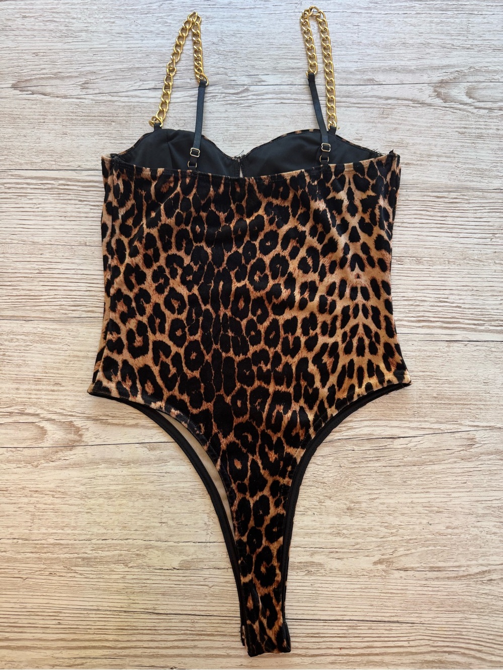 Kaylee Kollection Leopard Print Chain Strap Bodysuit S - Picture 3 of 13